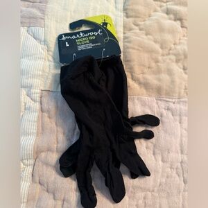 Smartwool Micro 150 Black Gloves NWT